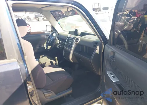 2004 Scion Xb from USA, damaged, VIN JTLKT334340133734